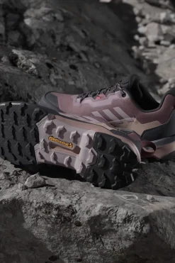 Adidas Schoenen^Berg/wandelschoen d bruin