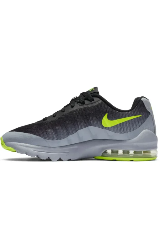 Nike Accessoires^Casual sneaker j zwart