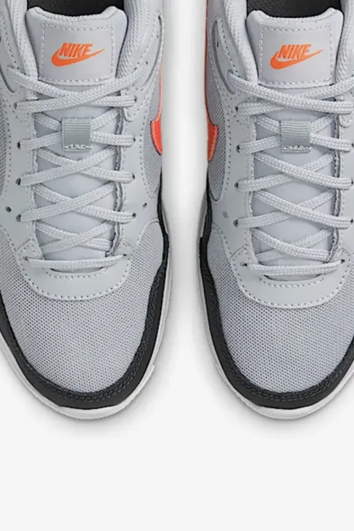 Nike Accessoires^Casual sneaker j zwart