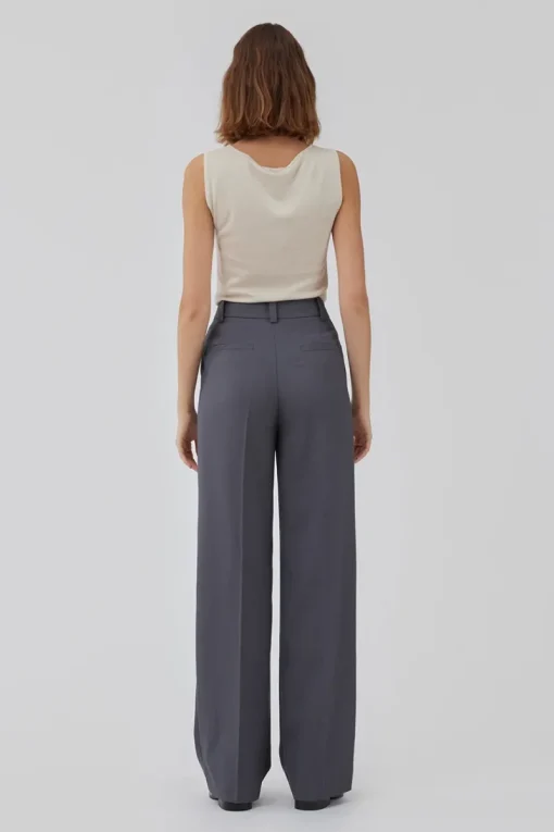Modström Jeans & Casuals|Tops & T-shirts^Dames top bruin
