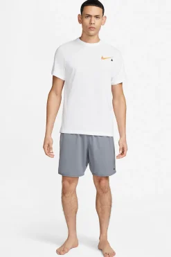 Nike Sport Style^Fitness heren short grijs