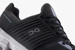 On Running Outlet^Runningschoenen dames nt zwart