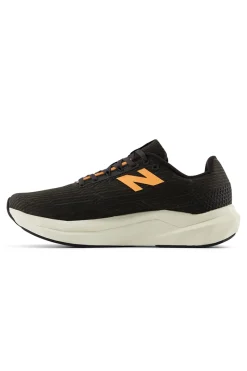 New Balance Schoenen^Runningschoenen heren nt zwart