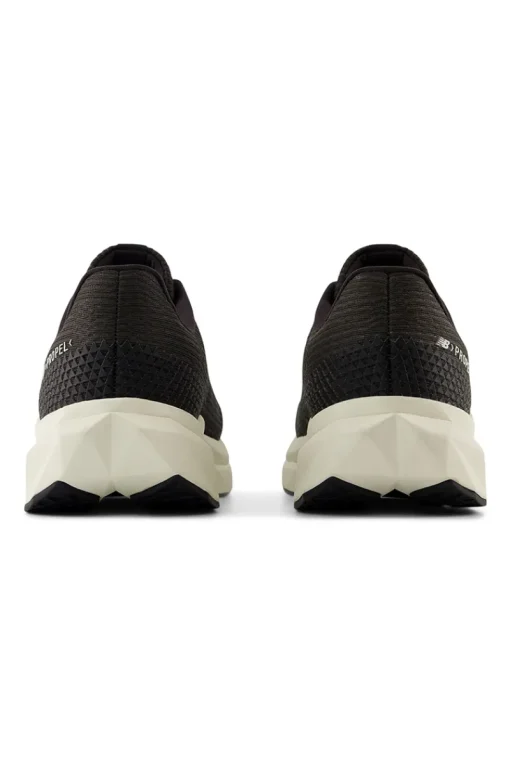 New Balance Schoenen^Runningschoenen heren nt zwart