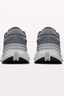 On Running Schoenen^Runningschoenen heren nt grijs