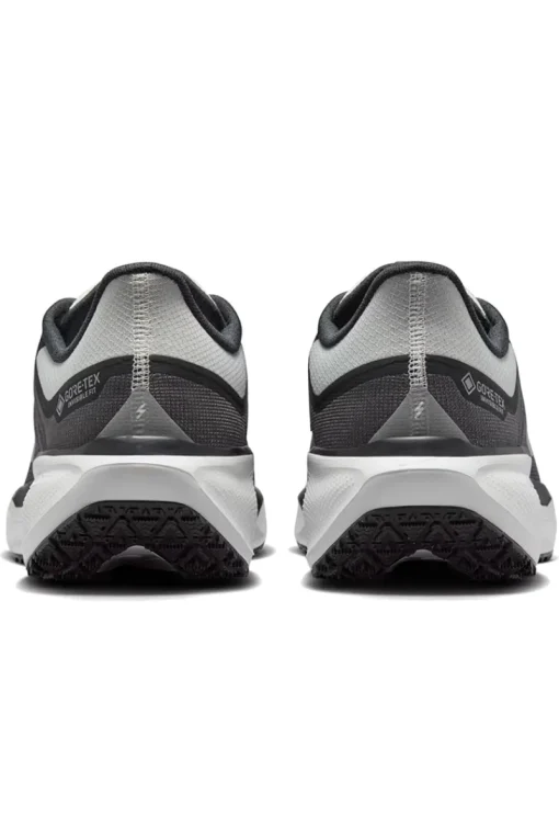 Nike Schoenen^Runningschoenen heren nt zwart