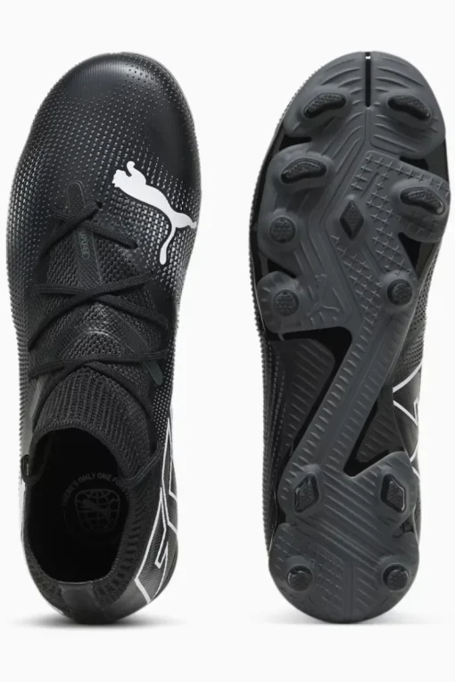 Puma Accessoires^Voetbalschoenen fg jongens zwart